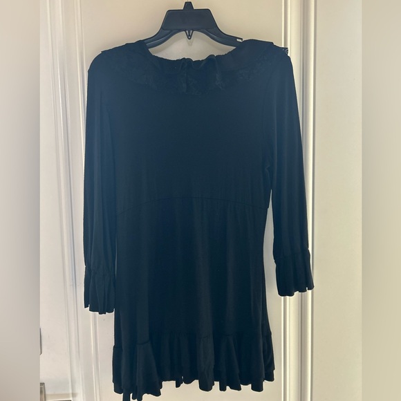 Tammy Mars Black Lace Ruffle Blouse in Size Large - Picture 2 of 3